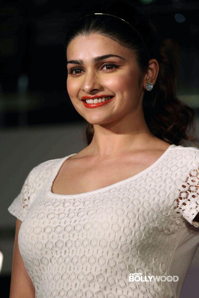 Happy birthday prachi desai 