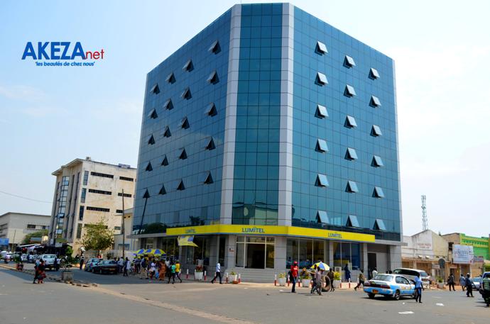 akezanet's tweet photo. #Burundi @lumitel_care :le nouveau géant de la #téléphonie ?'. http://t.co/cbBYgLJ3hj http://t.co/xOWe3UuUyz