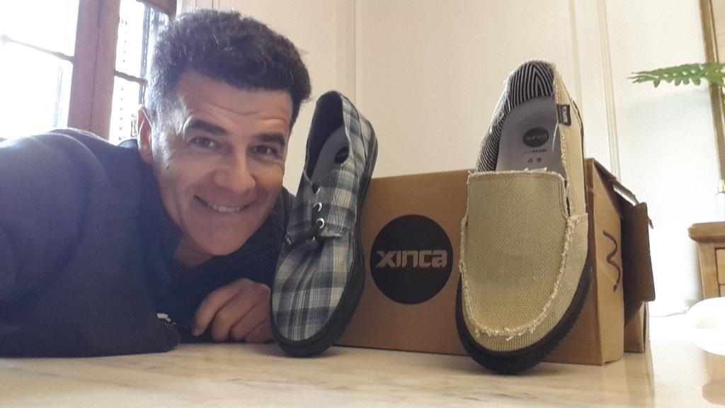 Son tan lindas que me pongo una en cada pie jajaja <a href="/xincaok/">Xinca Eco Shoes</a> #calzaconciencia