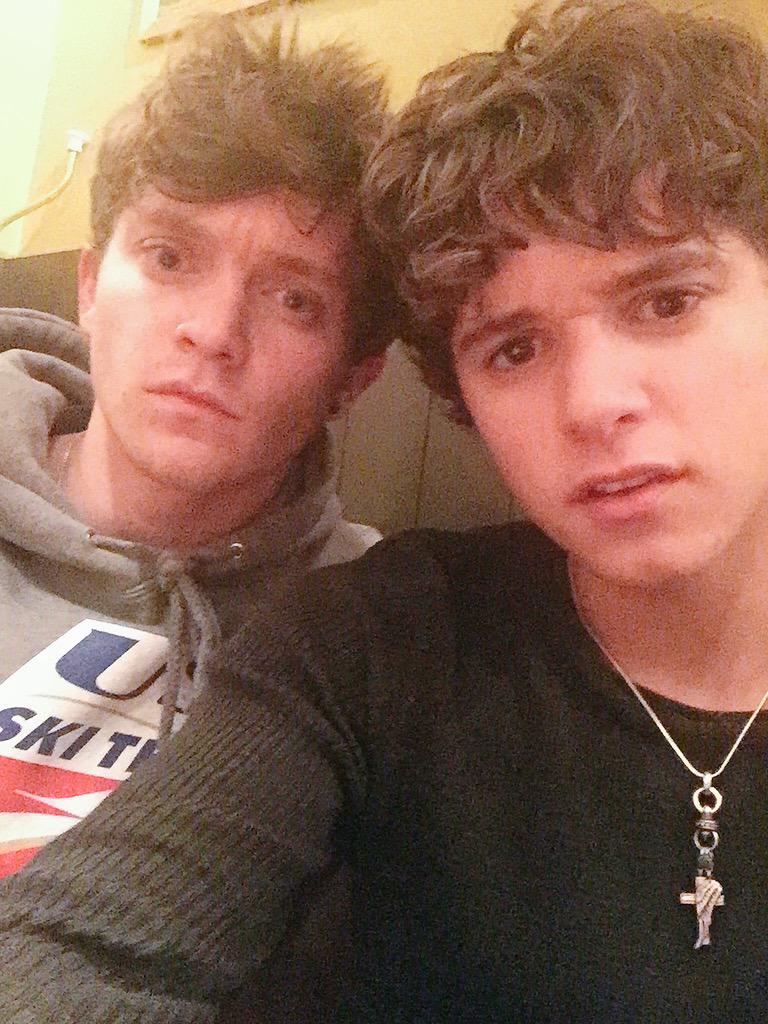 TheVampsCon tweet picture