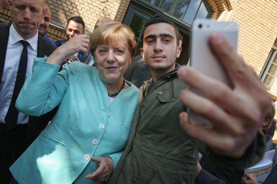 Angela Merkel: Die Blitzwende der Flüchtlingskanzlerin on.welt.de/1NmQTlO