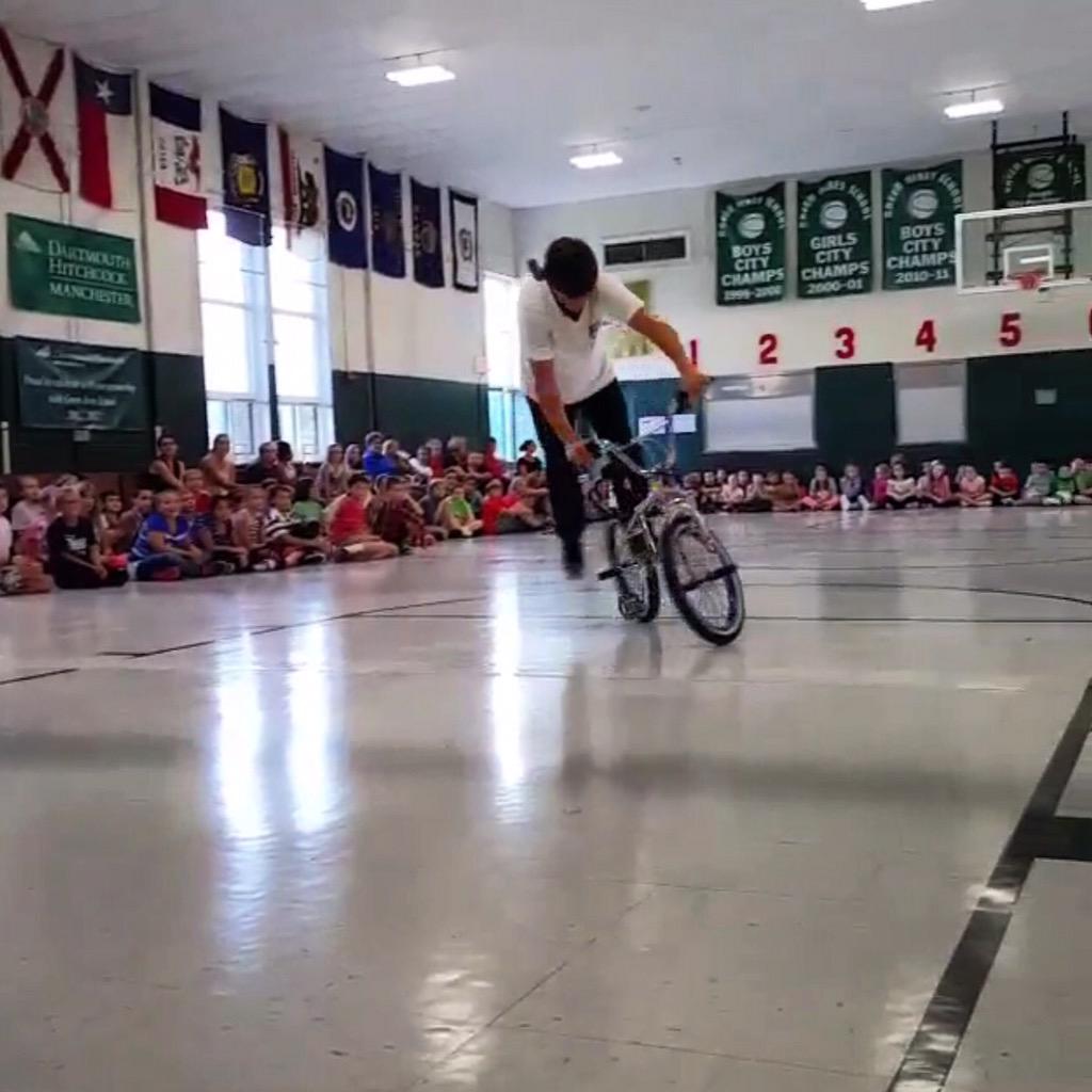 I had such s great time today speaking at #greenacreschool in NH. You kids are all fantastic! Thanks 4 having me!