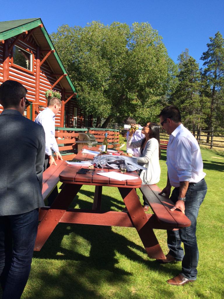 ECAbuildsYEG's tweet photo. Strat planning ECA style! http://t.co/KwrLGXuDyt