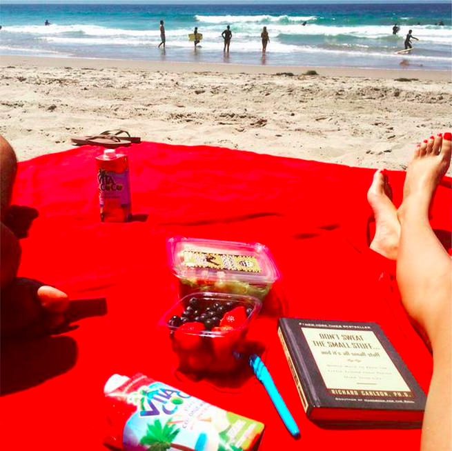 VitaCoco's tweet photo. We like the way you think, @love_ysg! #vitacococrew http://t.co/M3Z78unLXe