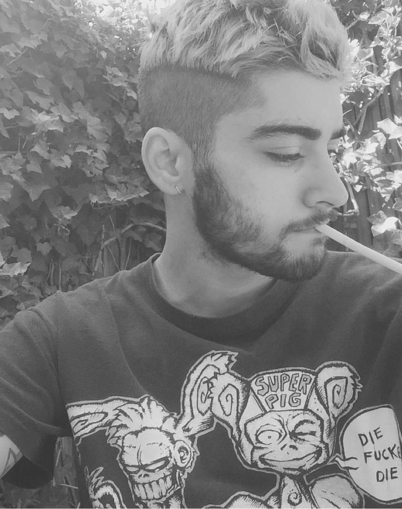 Zarrywut_'s tweet photo. WLAK AKHH YA ALBBEEEEEE AKHHHHH http://t.co/yKliVhA8o2