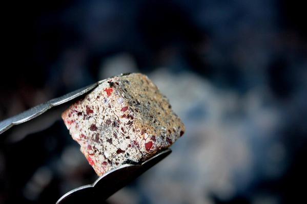 CocoGreenCoals's tweet photo. Green is the new black! Our coals are made of 100% sustainable coconuts. Get all the facts: http://t.co/ISkhCrY1u5 http://t.co/iujyBjVWNX