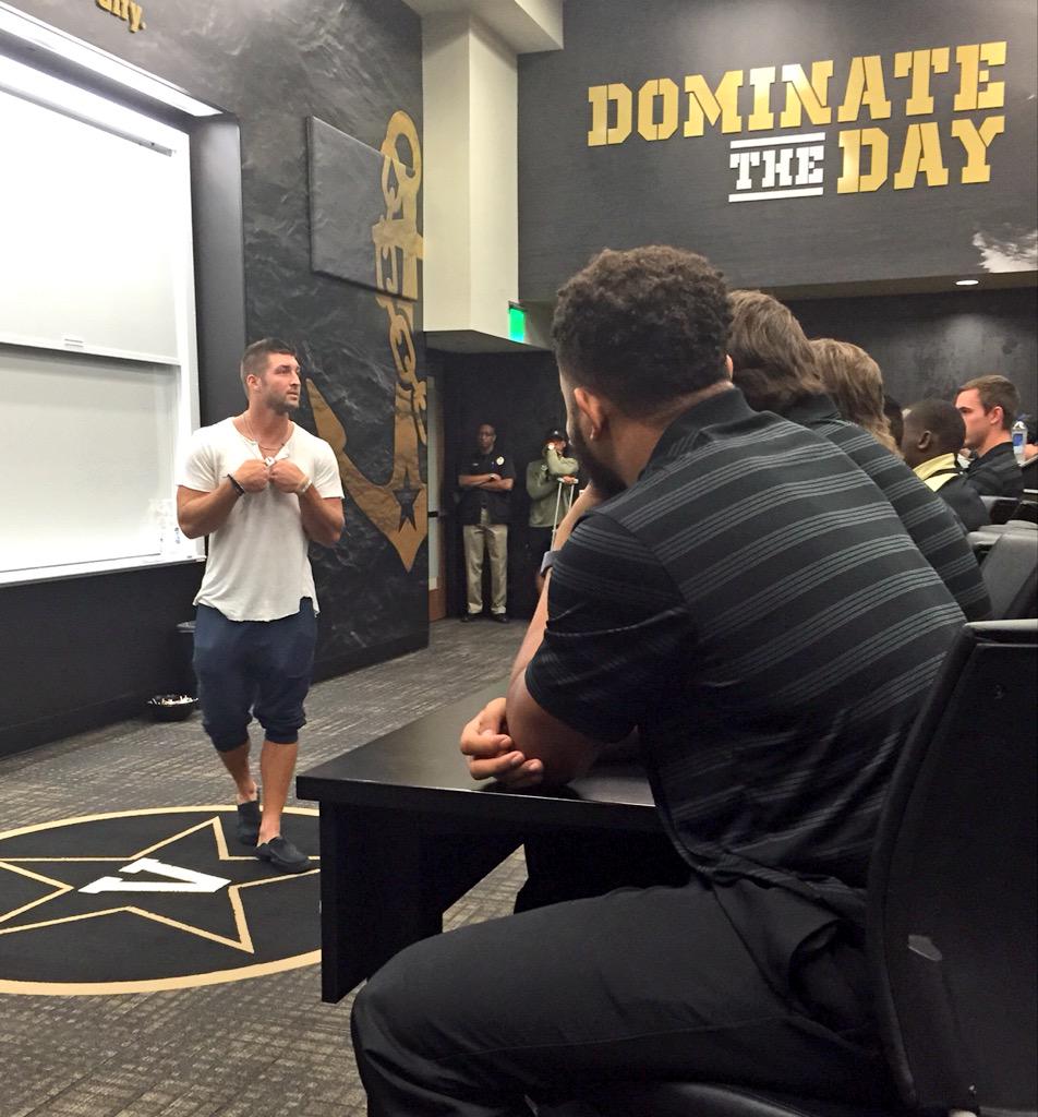 TimTebow's tweet image. Loved sharing Jesus &amp;amp; talk'in football with @VandyFootball team! #MoreThanAGame