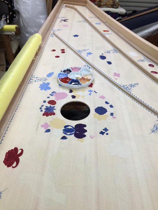 穴があったらとにかく「むぎゅむぎゅっ」と顔を突っこんじゃう動物たち【画像まとめ】 Togetter