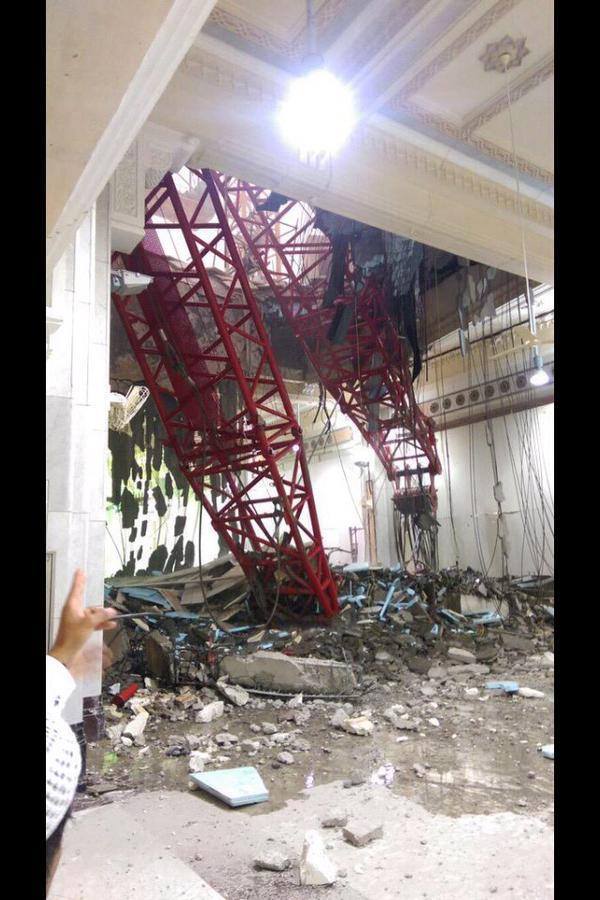 PontianakFM's tweet photo. Semoga Allah memberikan Kemudahan, Kesehatan, Kesabaran kepada Jama'ah Haji di Makkah. Aamiin.. http://t.co/yggwVu5w9D