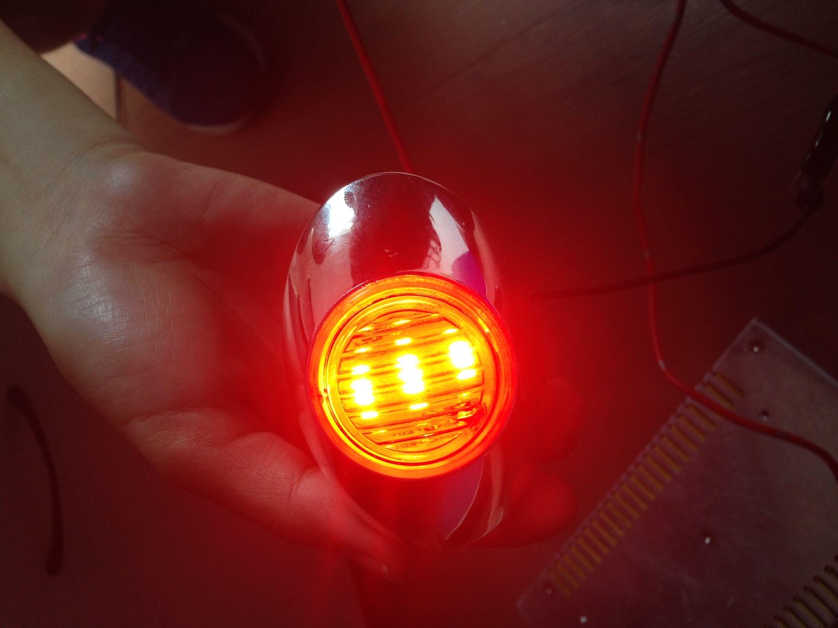 JasonGreatLeung's tweet photo. MORE NEWLY TRUCK LIGHTS ON SHOW!!! http://t.co/tUGMjDbASN