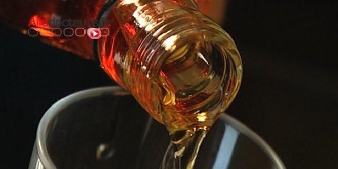 Allodocteurs's tweet image. #alcool et tabac coûteraient chaque année 240 milliards d'euros à la France. bit.ly/1FDk8KS