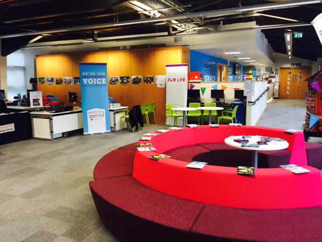 HertsLetSU's tweet photo. Move In Weekend is here! We can't wait to welcome our new tenants for 2015-16 :-) #LetSU #StudentHousing http://t.co/AMJDtHc43b