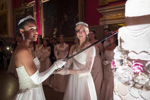 Debutantes at the Queen Charlotte's Ball, in Kensington Palace, London #Debutantesball Pics by @mcrossick @PA