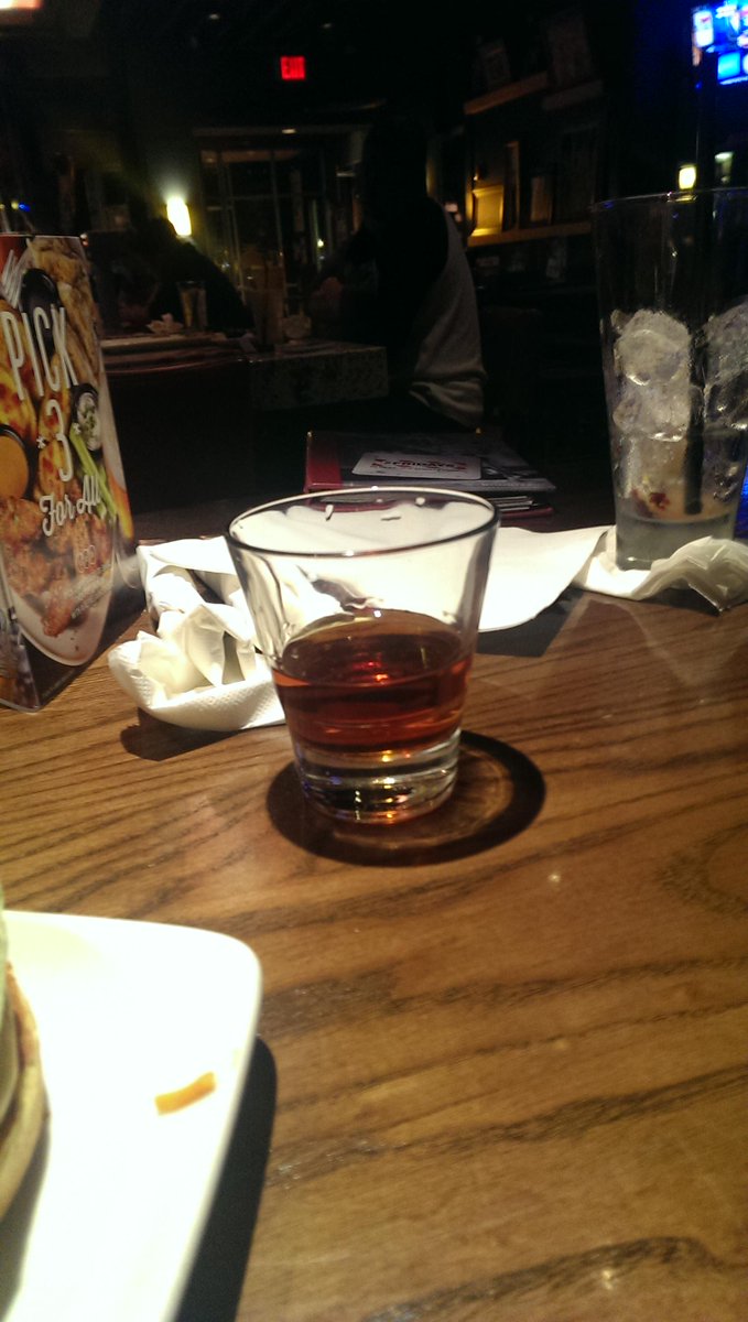 dooneyNB29's tweet photo. #thishenneseytho http://t.co/xgzLu2luzs