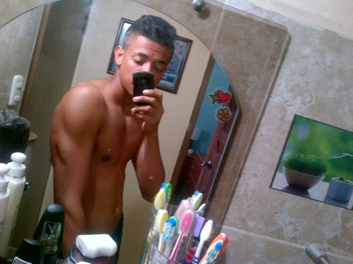 Luyando_18's tweet photo. malamia. #sintrabaja http://t.co/v7sSFVftbc