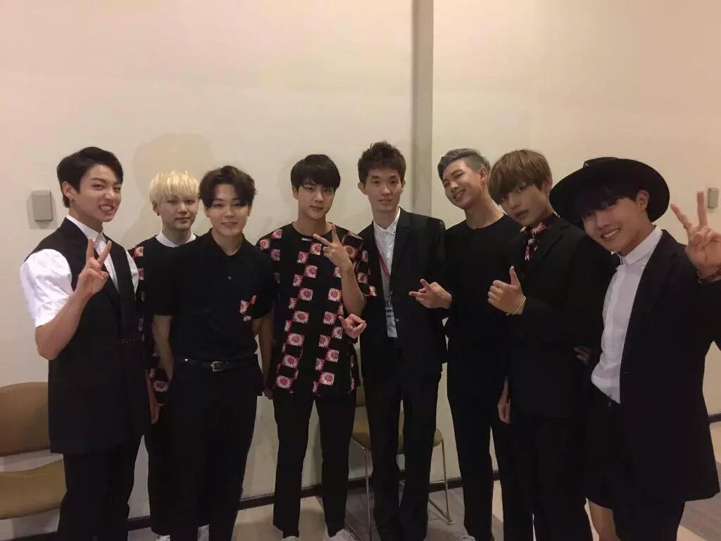 Aulio88's tweet photo. Please comeback to Indonesia again😭🙆🙌🙏
Rap Monster,V,J-HOPE,JIMIN,JIN,SUGA,JUNGKOOK

@BTS_twt
#ImSorryBTSfromArmyINA http://t.co/uWSNNHOrCl