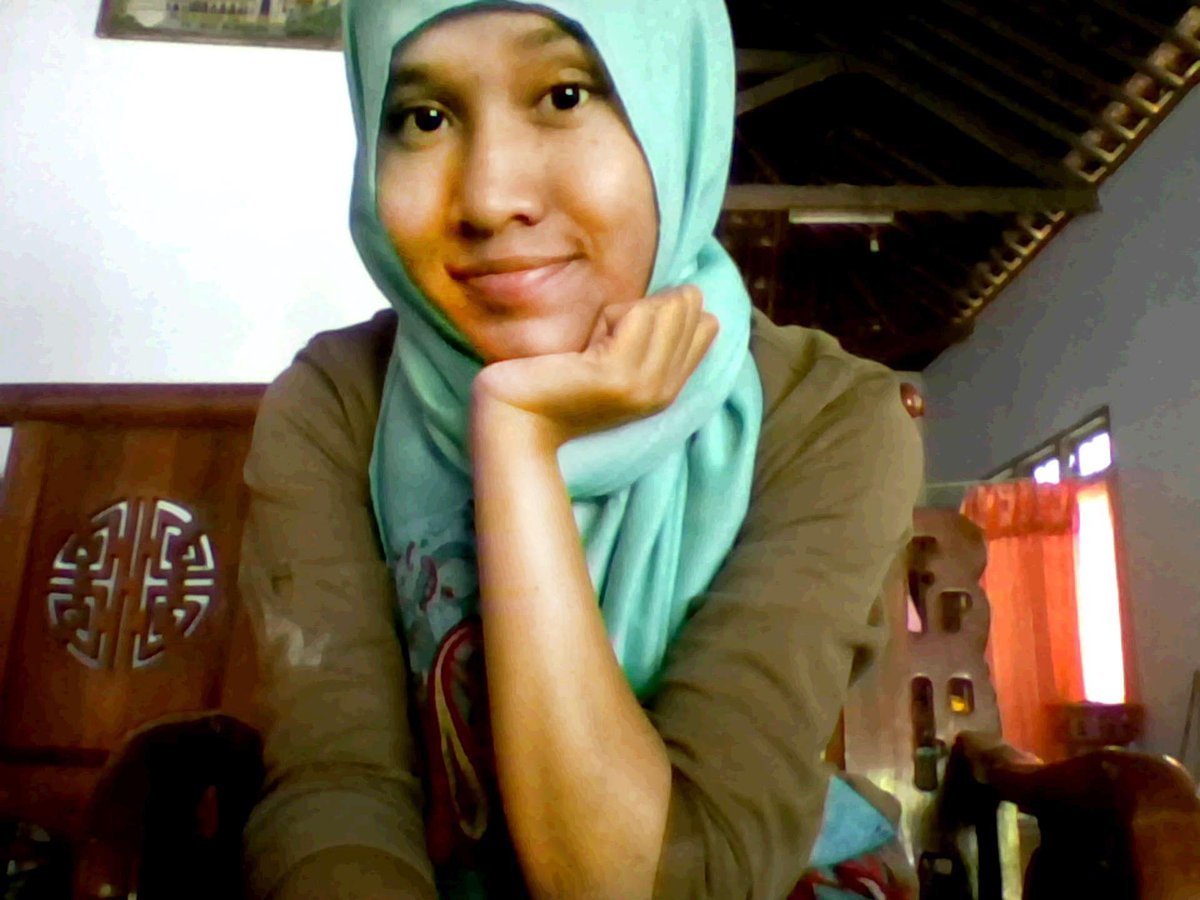 nida_rashida's tweet photo. http://t.co/mLsXc7ENst