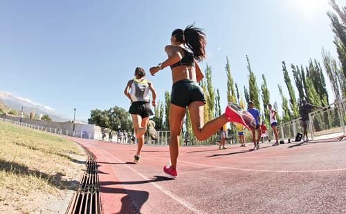 JDebbold's tweet photo. RT @runnersworld: This one (simple!) workout will predict your marathon time. http://t.co/PrJ0LZNKIZ http://t.co/BP2kcjZ2Yv