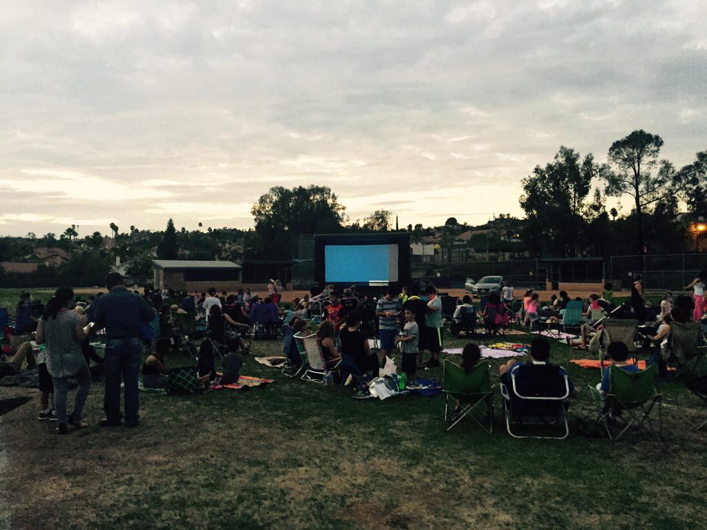 sdteacher25's tweet photo. Thanks RSD PTA for a fun family movie night. @RanchoWallc @CajonValleyUSD http://t.co/Lh9Hk6xHDm
