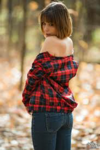 BretMaverick777's tweet photo. #MyFallTraditions Getting butt nekkid and jumping into piles of leaves with @ArielRebel  (it's a new tradition ☺) http://t.co/37VH8WoWs8