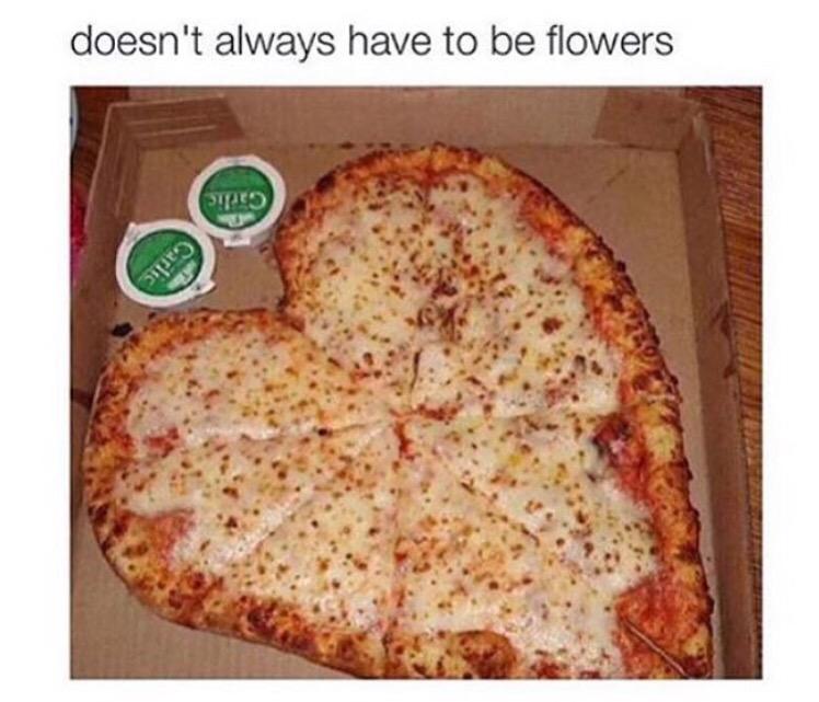 tattedbrunettez's tweet image. #TipsForGuys 🍕🍕🍕🍕