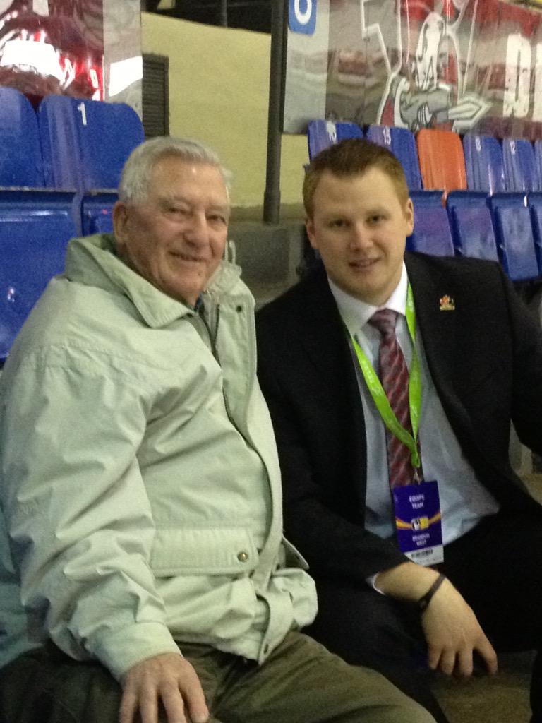 BrandoWest's tweet image. Happy bday Grandad. I know you&apos;re watching over us. #swingeasy #weegrandad