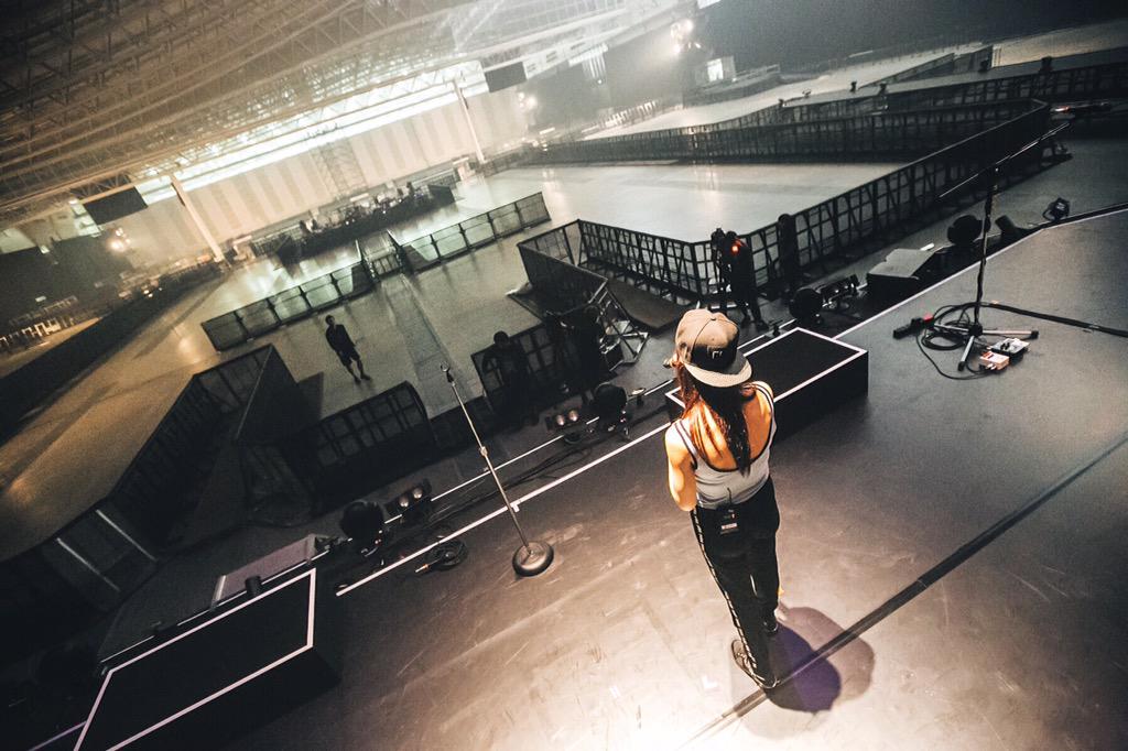 ATC_BAND's tweet photo. Soundcheck for our show supporting ONE OK ROCK in Tokyo today. This venue is insane! 

📷: @joebradyphoto http://t.co/jZSZr5mb4b