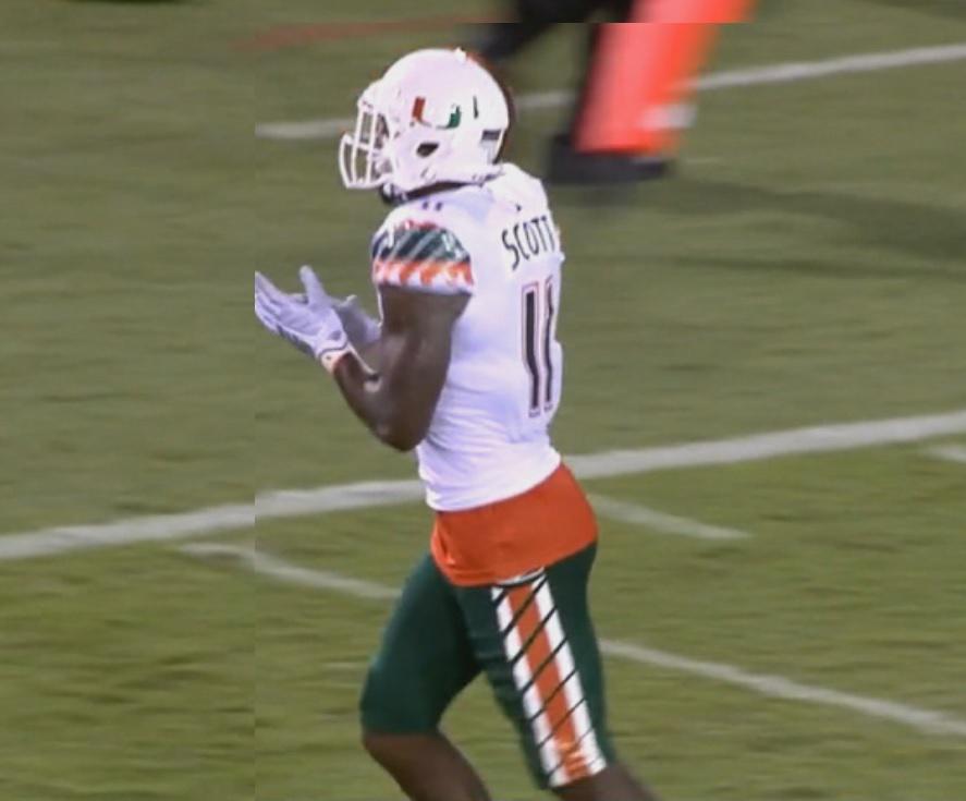 CANES WIN:  FAU loses to UM at sold-out home game bit.ly/1KdRCAD?utm_me… http://t.co/WwvF0NV1Yv