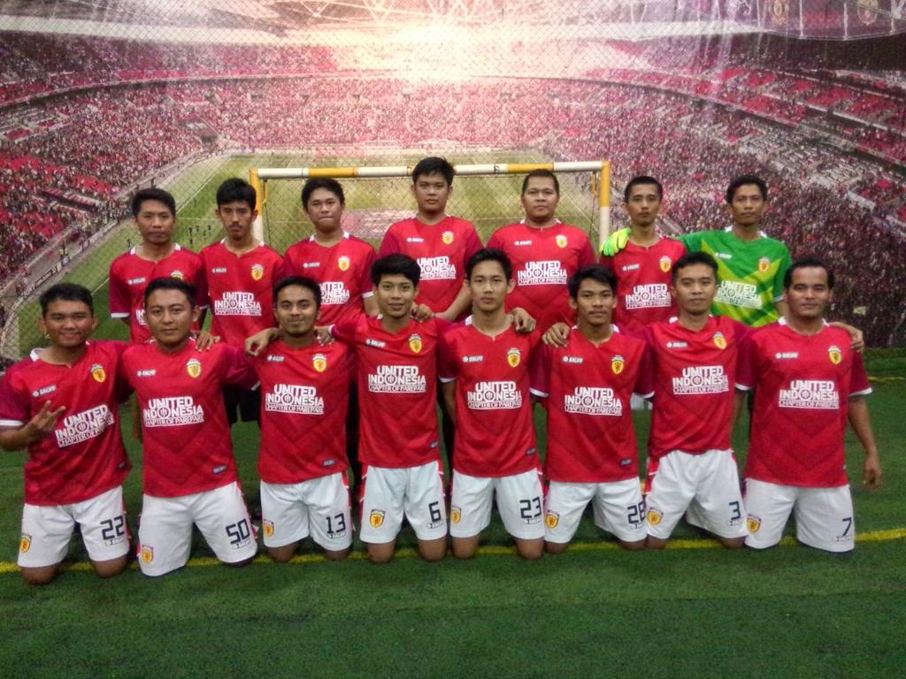UtdIndonesiaPRE's tweet photo. Jersey Futsal United Indonesia Parepare season 2015 by @SALVO_ID ( @aalankk ) http://t.co/DAP9m9Z3e0