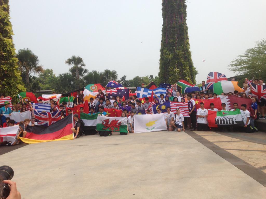 #f1inschoolswf all WF Teams photo <a href="/GardensbytheBay/">gardensbythebay</a>