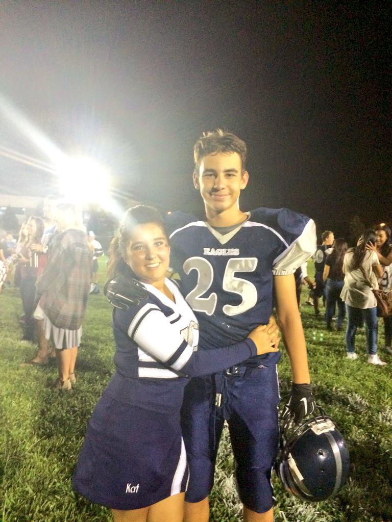 kitkat_phillips's tweet photo. First Home Game❤️ #25 and #12 are the faves and #64 is like the Bro👌 http://t.co/mItGwk6caB