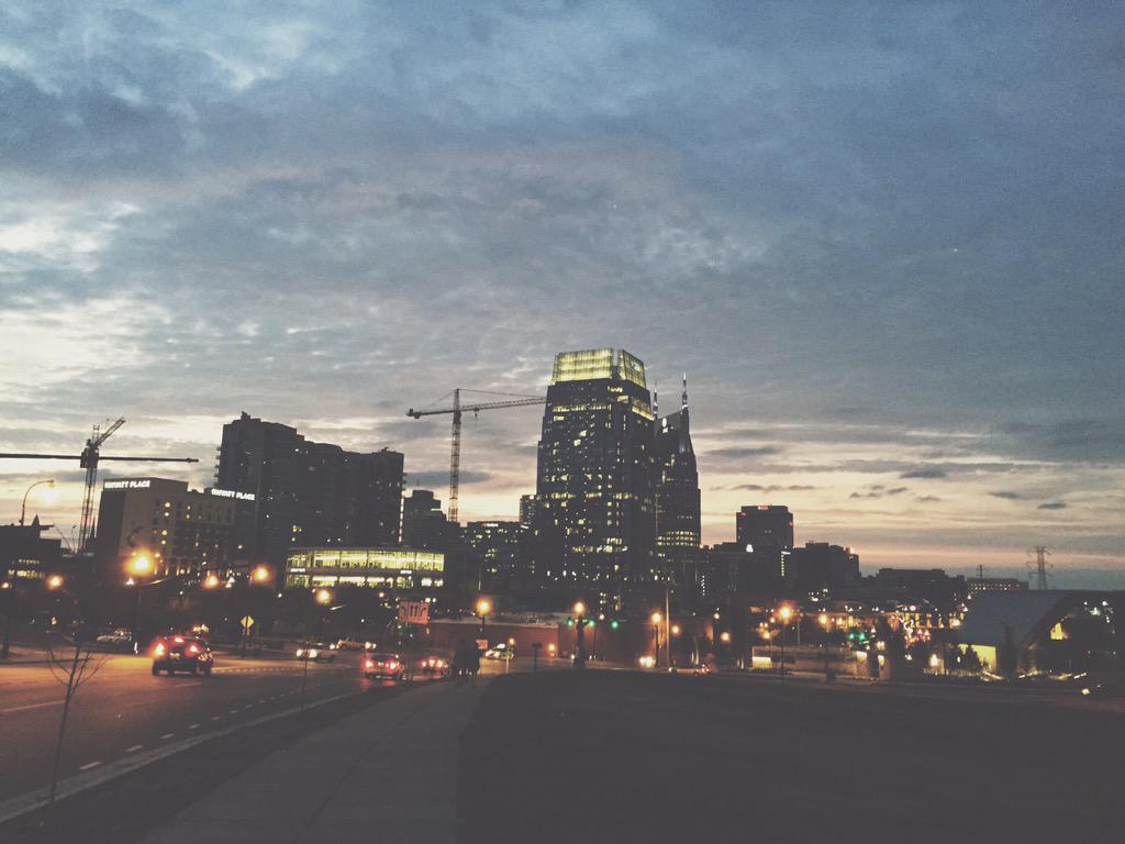 Took this beauty of the Nashville skyline 😊 the most beautiful city in the world :)