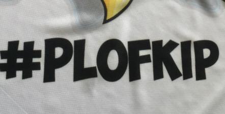 Druk bezig met weer een echte <a href="/cg6kamp/">Corsogroep 6kamp</a> original! #plofkip #niksisbijonstegek #tingelingeling