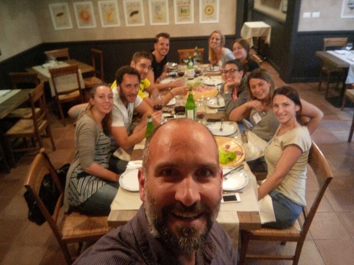 Touch1975's tweet photo. Hand Static splinting course underway in Parma!!! Nice group!!!! #handtherapy #handsplinting @efsht @IFSHandTherapy http://t.co/PIsTexHP7O