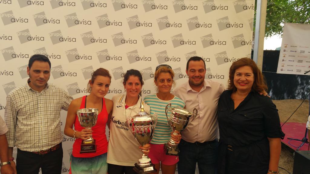 Entrega de trofeos I Carrera de la Mujer <a href="/HSacramental/">Hdad Sacramental Espartinas</a>