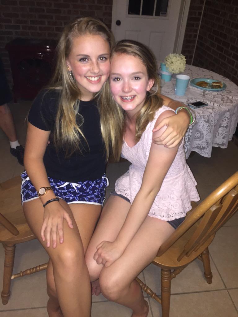 WootenZoe's tweet photo. happy bday Meg love and miss you💗😇🌸 @SwindleMegan http://t.co/CnLymTkELR