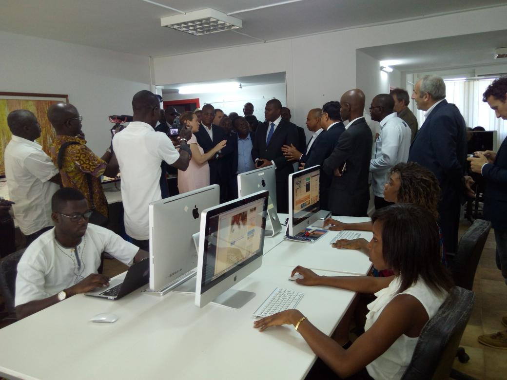 SuperPolus's tweet photo. Visite des locaux de #Weblogy au #VITIB. @axellelemaire @Bruno_N_Kone @byaniq @pbatreau @Alex_Zapolsky @abidjan_net http://t.co/bpT3uent3V