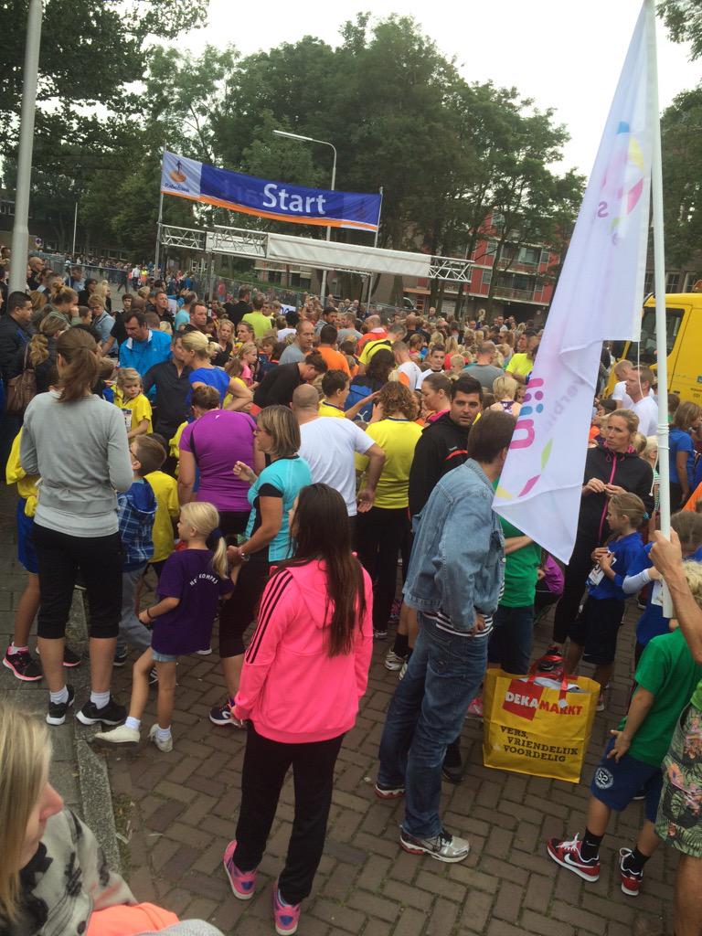 Pierloop2017's tweet image. Er hebben 447 kinderen meegedaan met scholenloop!