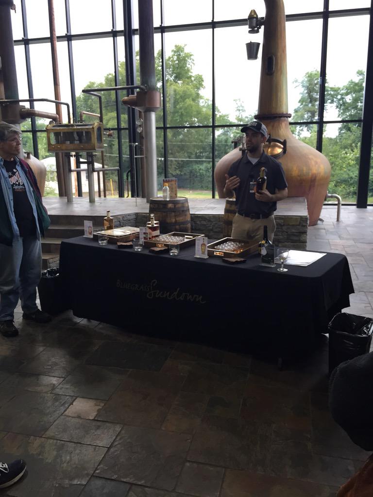 CountryBoyBrew's tweet photo. Bourbon for breakfast? Well, we do live in Kentucky. #sharethelex @TownBranch_KY @KentuckyAle @CountryBoyBrew http://t.co/UZbYUyJx0z