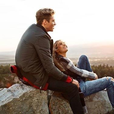 SpringfieldTWNC's tweet image. Hurry to the mall this weekend to check out the #NewFallArrivals at American Eagle. #AEOStyle #MallShopping