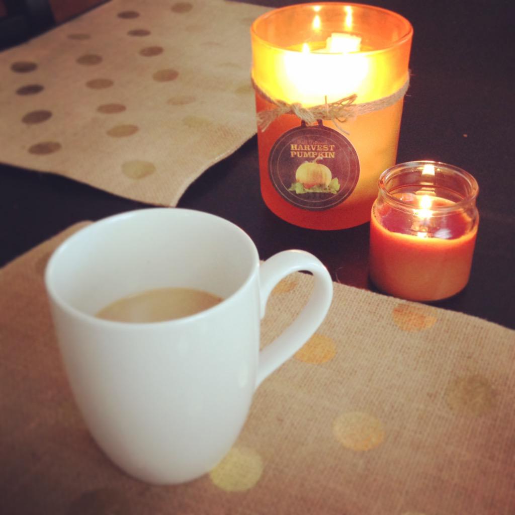 RachelNicole629's tweet photo. #pumpkinspiceandeverythingnice #matchmadeinheaven http://t.co/DaVNYzJNiH