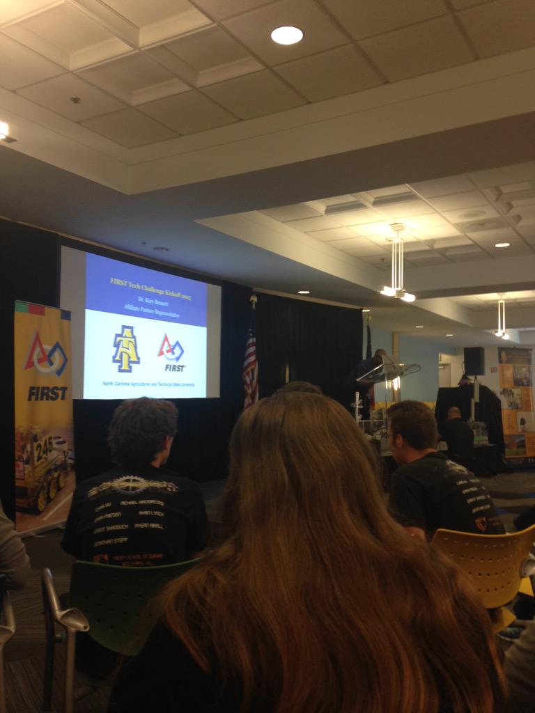 tsdchrobotics's tweet image. Getting ready for #FTCkickoff2015 #ciscostem @CiscoLocal @ncfirstrobotics