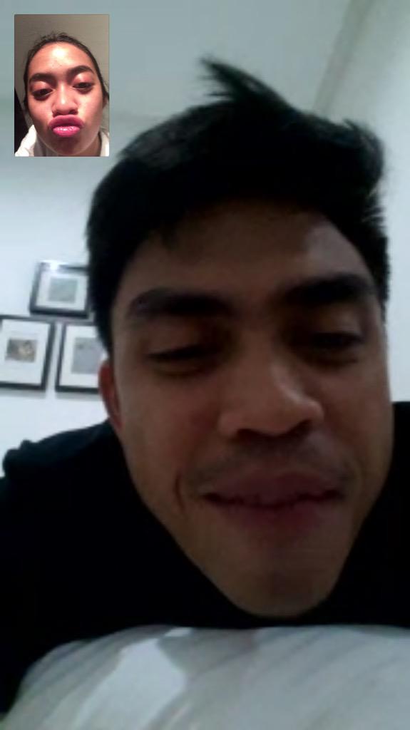 dittopercussion's tweet photo. muaaachh. @ayudiac: pingitan hari ini 😂 @dittopercussion http://t.co/CNDCuJruU4"
