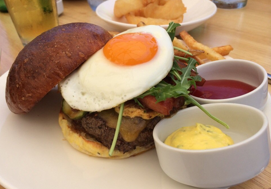 All right #LA, you've waited long enough. The #FoodableTop25 is back! <a href="/BucatoLA/">Bucato Restaurant</a> @republiquela bit.ly/1J0E8Hw