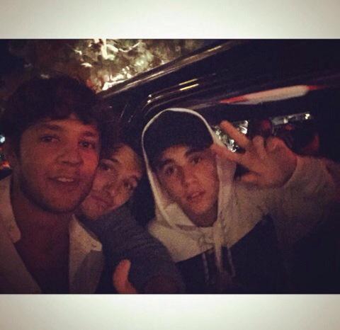 ProjectJBNews's tweet photo. igalanteee: -Justin tu leyenda -❤️😍🇺🇸👌🏻💎 #vegas #lasvegas #justinbieber #xsclub #party #allnight #whatdoyoumean http://t.co/mRG9iM0ztR