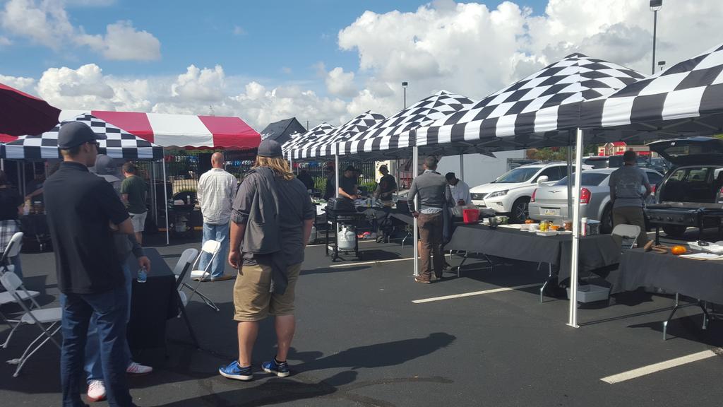 gingerk1972's tweet image. At the Bull Burger Battle food competition in Indianapolis!,