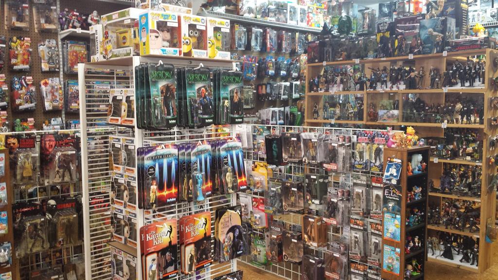 Actiontoyman's tweet photo. Every day in the action figure store is a great day! #ConnectingCollectorsEverywhere #3FloorsofFun http://t.co/MCjziTzCRX