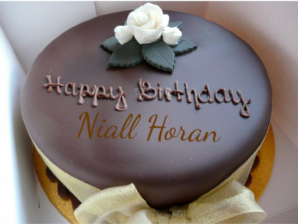 HBD niall horan at indonesian now at 00:00 happy birthday niall (22) 
Love you, god bless you, wish you all the best 