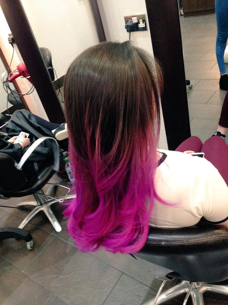 AmyBoyland's tweet image. Went with this one to get her hair done 😍😍 woowwwwww #bravemove