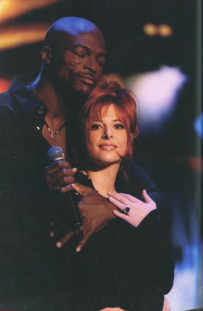 With Happy Birthday Mylène Farmer ! 